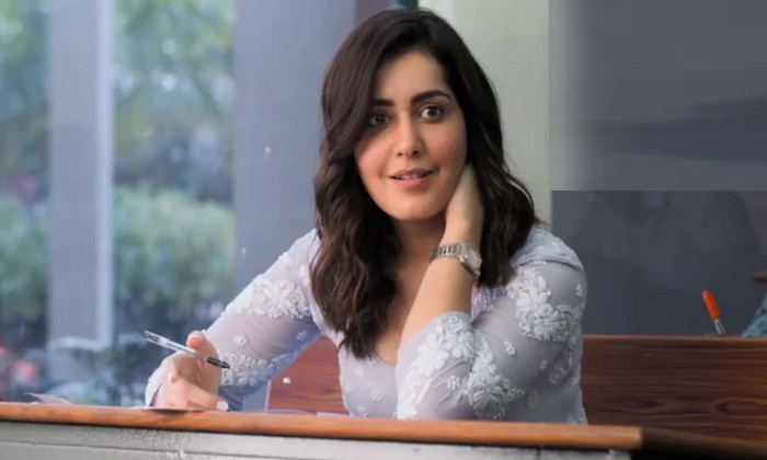  Rashi Khanna Interesting Comments On Celebrity Status, Corona Second Wave, Sonu-TeluguStop.com