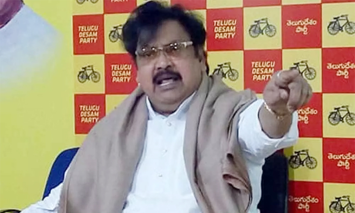  Tdp Leader Varla Ramayya Complains To Ap Governor,  Varla Ramaiah, Ap Governor,-TeluguStop.com