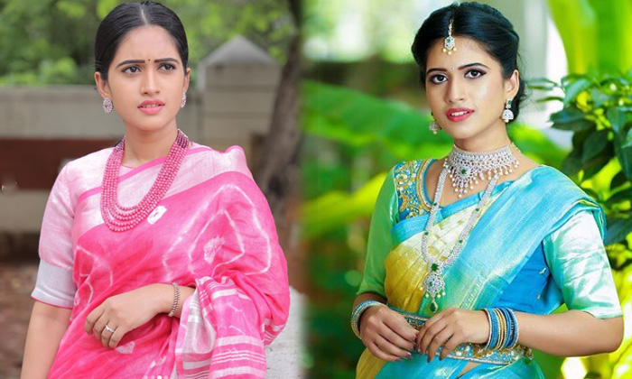 Tollywood Anchor Sravanthi Chokarapu Traditional Attire-telugu Trending Latest News Updates Tollywood Anchor Sravanthi C High Resolution Photo