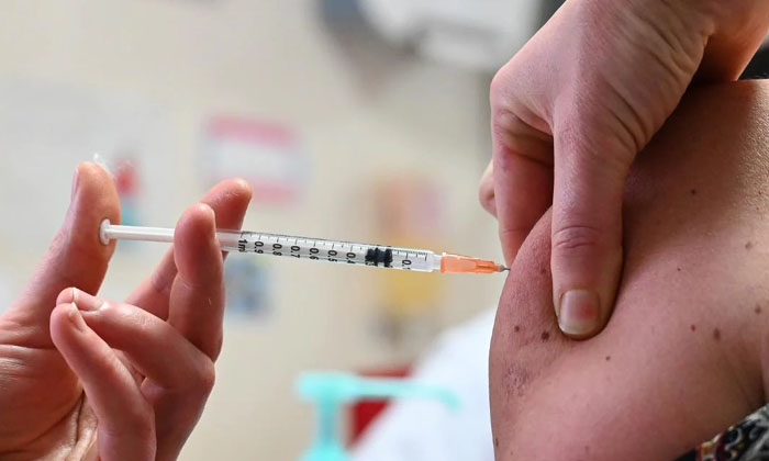  Corona Vaccine Cures Paralysis In Madhya Pradesh, Abdhul Mazid Khan, Corona, Cor-TeluguStop.com
