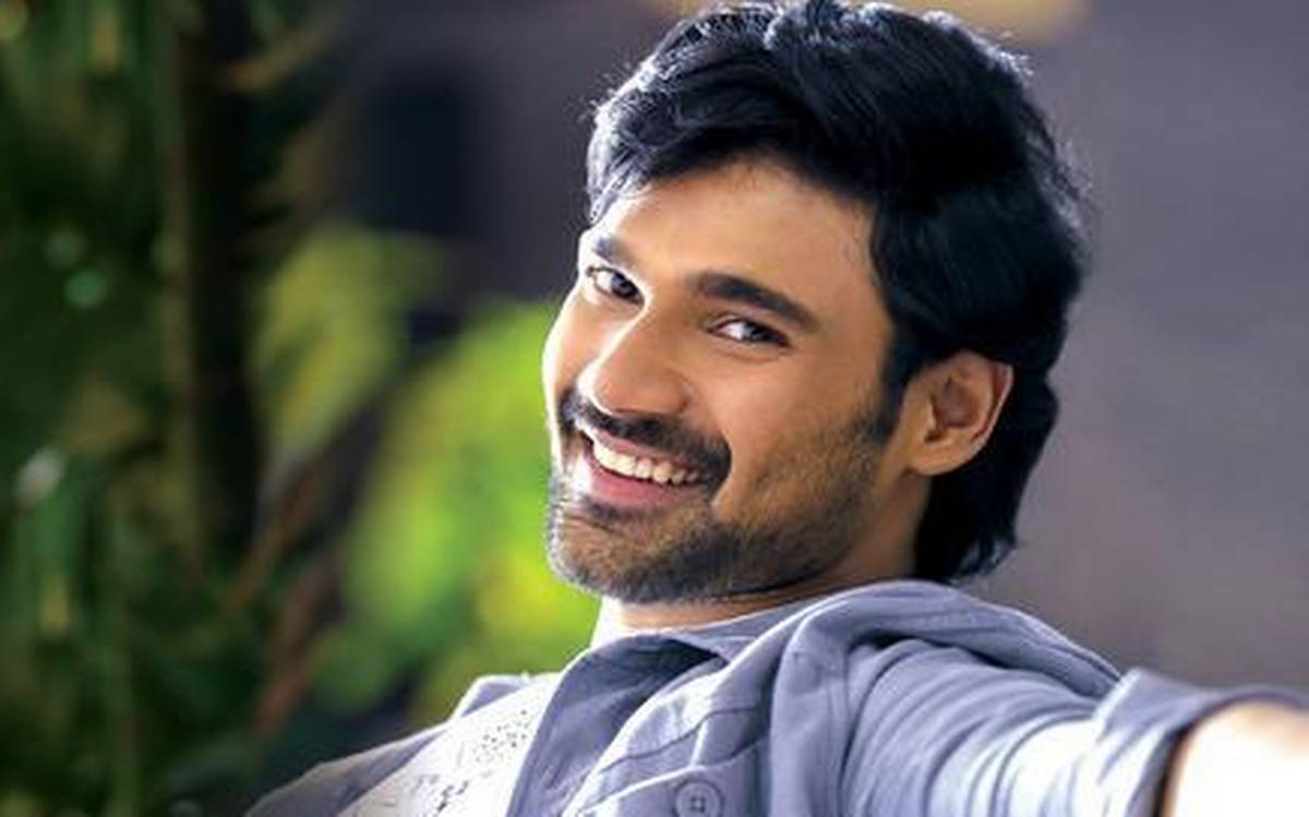  Chatrapathi Hindi Remake Latest Update, Chatrapathi Remake, Bellamkonda Srinivas-TeluguStop.com