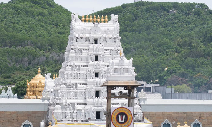  Only Temple In India Where Lord Venkateswara Appears As Parthasarathi, Parthasar-TeluguStop.com