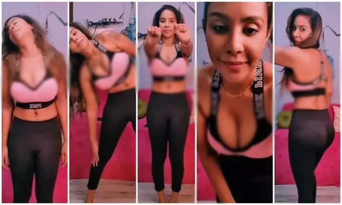  Sri Reddy Workout Videos Goes Viral In Social Media, Goes Viral, Social Media, S-TeluguStop.com