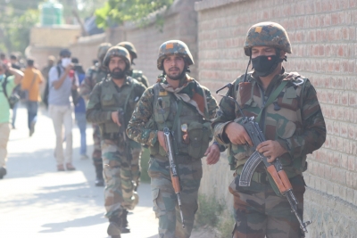  2 Soldiers, 2 Terrorists Killed As Infiltration Bid Foiled In J&k-TeluguStop.com