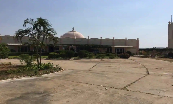  Ap Govt To Resume Airline Services In Puttaparthi Airport-TeluguStop.com