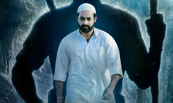  Ntr Creates New Record With Rrr Poster, Ntr, Rrr, Bheem, Tollywood News-TeluguStop.com