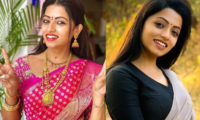  Tv Actress Navya Swamy Fans Comparing Her With Mahanati Savitri And Actress Soun-TeluguStop.com