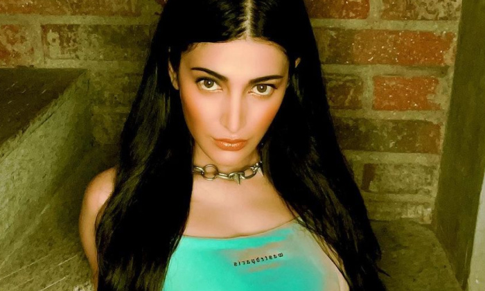  Actress Shruti Haasan Shares 12 Years Career, Actress Shruti Haasan, Shruti Haas-TeluguStop.com