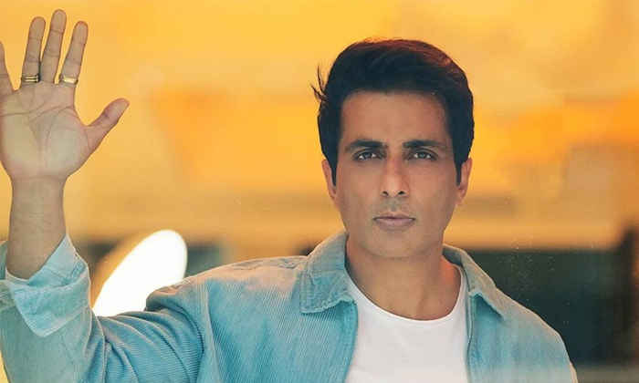  Sonu Sood With A Great Mind What Did He Do, Actor Sonusood, Viral News, Real Her-TeluguStop.com