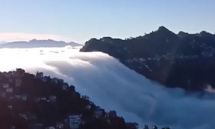  Harsh Goenka Shares Mesmerising Video Of Cloud Waterfall From Mizoram, Harsh Goe-TeluguStop.com
