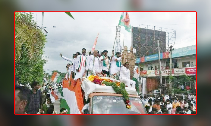  Telangana Congress Conducts Chalo Rajbhavan Over Rising Petrol Prices, Chalo Raj-TeluguStop.com