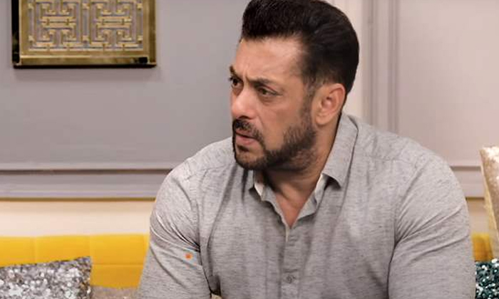  This Is How Salman Khan Reacted To The Question That He Has Wife And Daughter In-TeluguStop.com