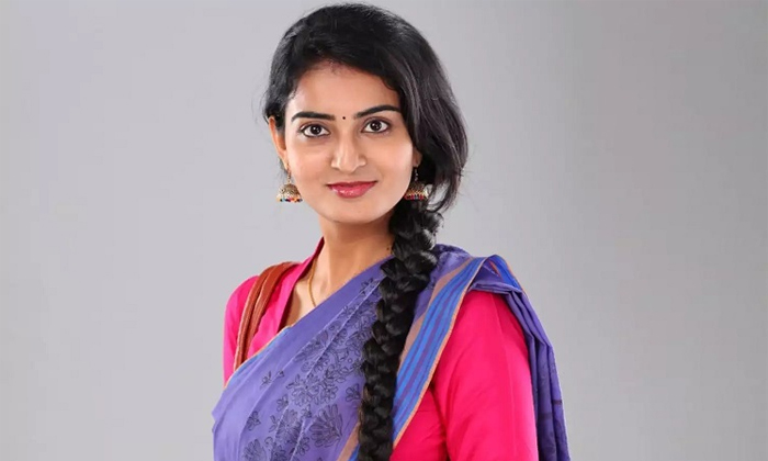 Telugu Ananya Nagalla, Career Offers, Glamor Field, Bee, Mallesham, Pawan Kalyan