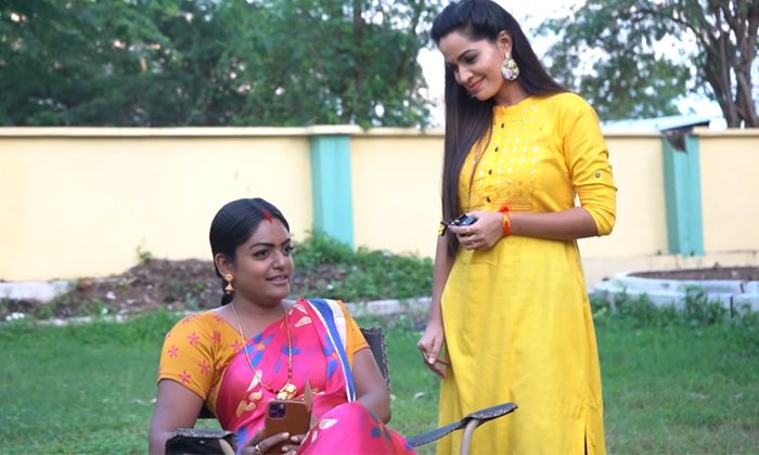  Monitha New Video On Vantalakka Home Tour Videos Goes Viral In Social Media, Goe-TeluguStop.com