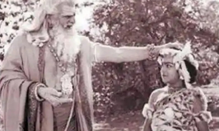 Telugu Allu Arha, Debute, Ntr, Mythological, Roja Ramani, Sridevi-Movie