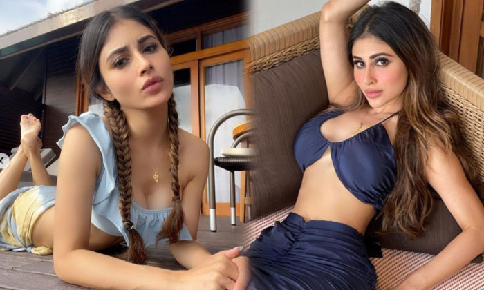 Actress Mouni Roy Gorgeous Look Images Goes Viral-telugu Actress Photos Actress Mouni Roy Gorgeous Look Images Goes Vira High Resolution Photo