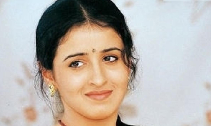  Tollywood Heroines Who Are Disappeared Very Soon , Anshu, Ashima Bhalla, Sonia D-TeluguStop.com