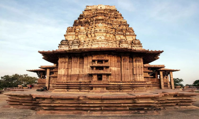 Committee Officials Will Visit Ramappa Temple To Draft Development Plans!! Committee Officials Will Visit Ramappa Temple To Draft Development Plans!!-TeluguStop.com