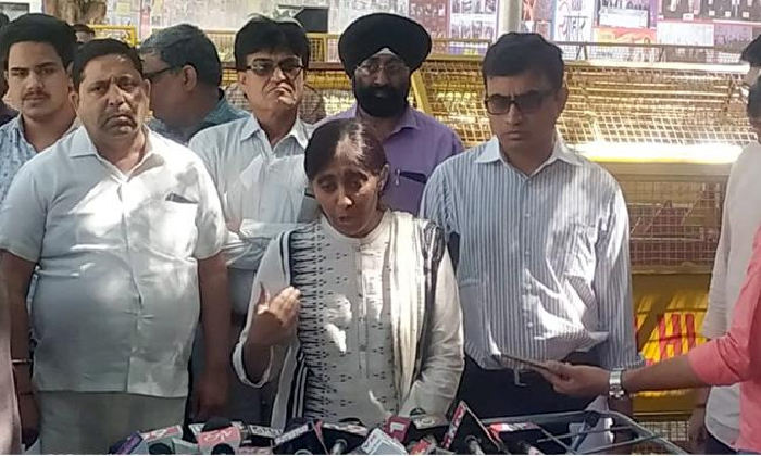  Dr Sunitha Reddy Pens A Letter To Kadapa Sp, Seeks Police Protection-TeluguStop.com