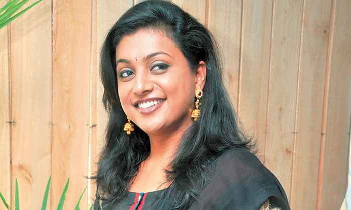  Roja Waiting For Chance With Megastar Chiranjeevi, Megastar Chiranjeevi, Roja ,-TeluguStop.com