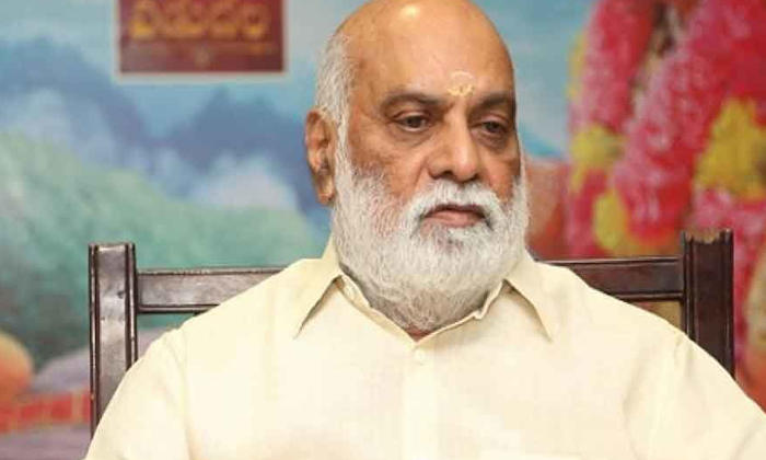 Telugu Raghavendra Rao, Pellisandadi, Pelli Sandadi, Roshan, Srikanth, Tollywood