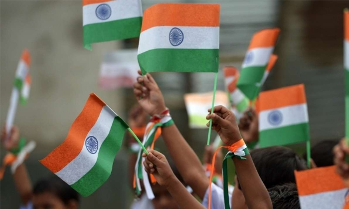  Plastic National Flags Are No Longer Tied If Violated, National Flog, Plastic, I-TeluguStop.com