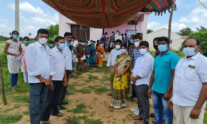  How A Telangana Village Became Free From Fear Of Covid-19, Beds In Hospitals, Ox-TeluguStop.com