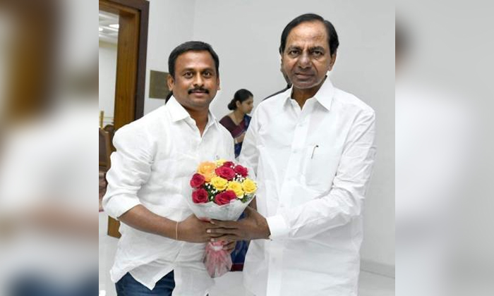  Trs Candidate Announcement As Dalit Bandhu Platform Will Kcr Announce It, Trs Ca-TeluguStop.com