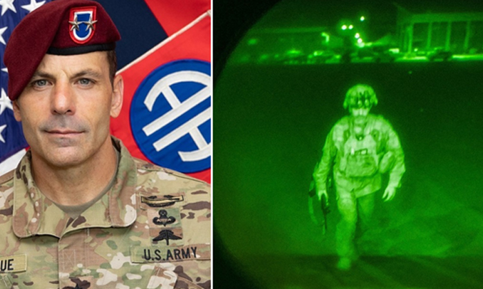  Viral Pic The Last American Soldier To Board A Plane Leaving Kabul, Viral Pic, K-TeluguStop.com