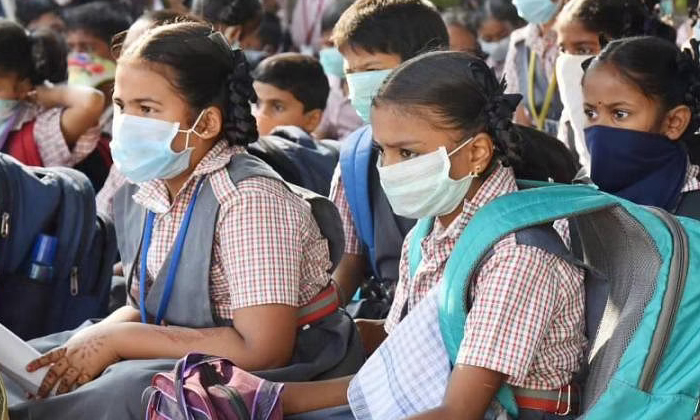  Vishakapatnam School Students Effected Corona , Vishakapatnam, Corona Virus , St-TeluguStop.com