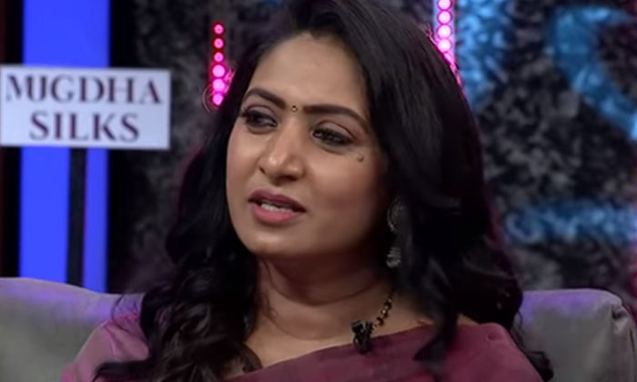  Actress Amani Emotional On Alitho Saradaga Show Actress Amani, Emotional , Alith-TeluguStop.com