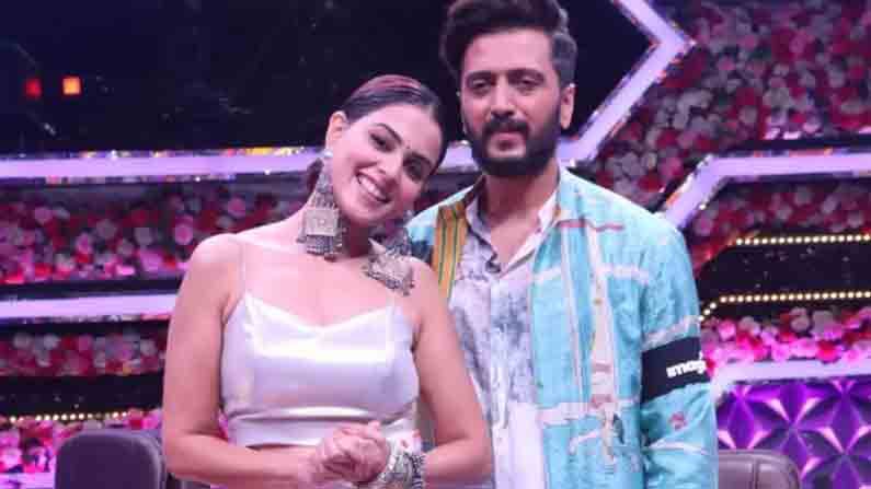  Genelia Deshmukh Reveals That Riteish Had To Touch Her Feet As Part Of Ritual At-TeluguStop.com
