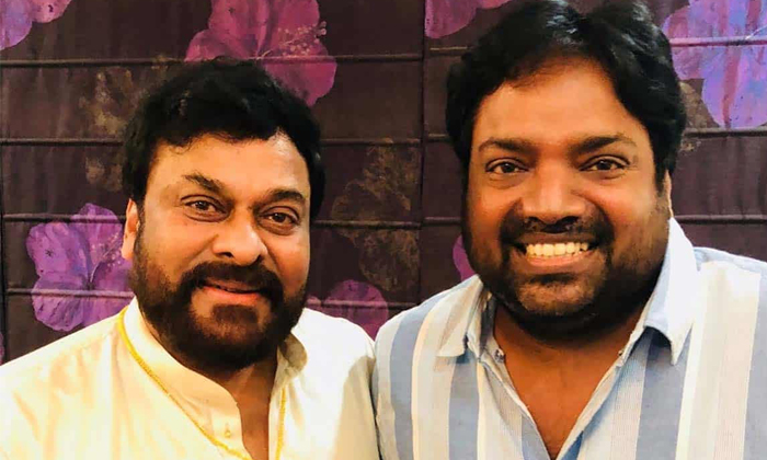  Megastar Chiranjeevi 154 Movie Pre Look Poster Update, Acharya, Chiranjeevi Veda-TeluguStop.com