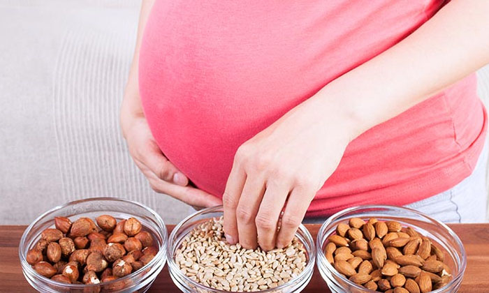  At What Time Should Pregnant Women Eat Almonds? Pregnant Women, Pregnant, Women,-TeluguStop.com