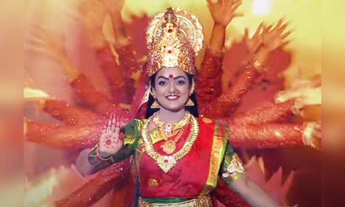  Premi Vishwanath Turns As Goddess Lakshmi For A Special Show In Star Maa, Premi-TeluguStop.com