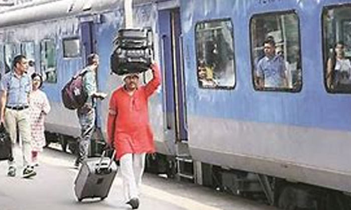  Railways, News System , New Rules, Irctc, Central Government, Social Media, Pass-TeluguStop.com