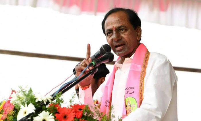  Kcr Shocking Decision   Check The Criticisms Of The Opposition Kcr,  Dalitha Ban-TeluguStop.com