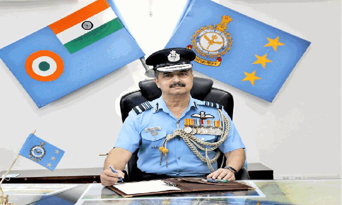 Air Chief Marshal VR Chaudhari Takes Charge As New IAF Chief ...