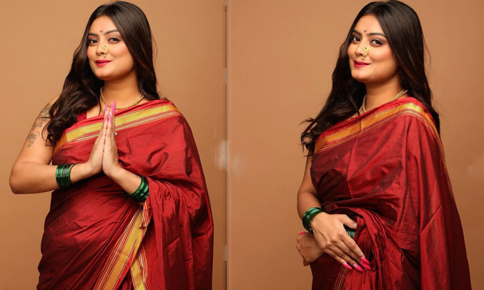 Bollywood Actress Twinkle Kapoor Looks Drop Dead Gorgeous In This Saree Look  - Twinkle Kapoor Twinklekapoor High Resolution Photo