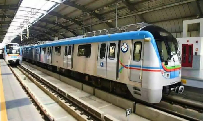  Gmr Group To Invest In Metro Rail-shamshabad Airport Link-TeluguStop.com