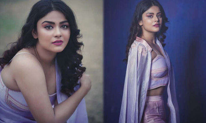 Indian Actress Priyanka Sharma Looks Flawless In This Pictures  - Actresspriyanka Priyankasharama Priyanka Sharma Priyan High Resolution Photo