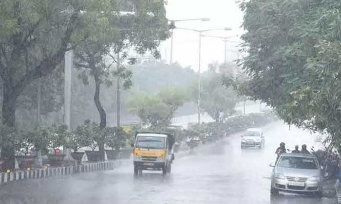  Heavy Rains In Uttar Pradesh Lucknow, Uttar Pradesh ,heavy Rains  ,  Lucknow , M-TeluguStop.com