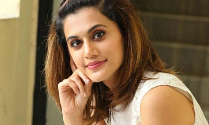  Taapsee Sensational Comments On Harassment On Woman, Taapsee, Sexual Harassment,-TeluguStop.com