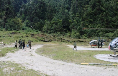  Army Airlifts Lightning-hit Villagers In Arunachal Pradesh-TeluguStop.com