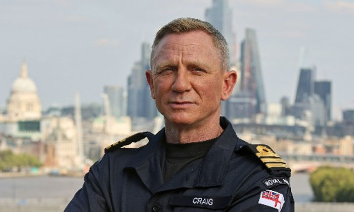  Rare Tribute To James Bond Actor Daniel Craig  James Bond, Daniel Craig , Hollyw-TeluguStop.com