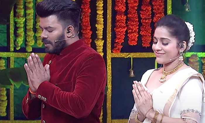  Rashmi Gautam, Sudigali Sudheer, Propose, Oorilo Vinayakudu , Oorilo Vinayakudu-TeluguStop.com