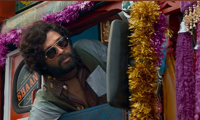  Pawan Kalyna On Pushpa-movie Sets Allu Arjun, Pawan Kalyan, Tollywood, Pushpa ,-TeluguStop.com