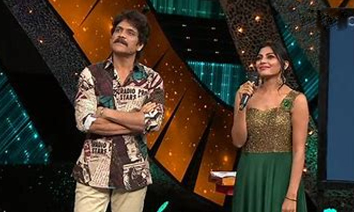  Reasons Behind Lahari Shari Elimination From Bigg Boss Show,latest Tollywood New-TeluguStop.com