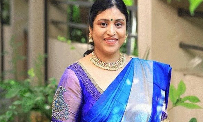 Telugu Bigg Boss, Karthika Deepam, Donates, Umadevi-Movie