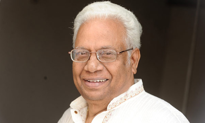  Suresh Productions Mourn For Senior Publicity Desinger Eeshwar Death, Suresh Pro-TeluguStop.com